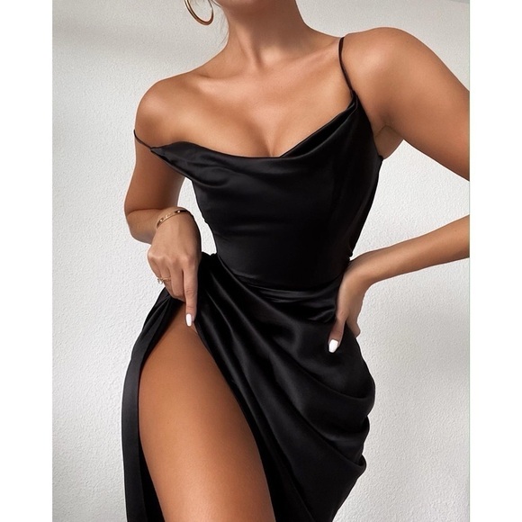 House of CB Dresses & Skirts - House Of CB Dress Reva Satin Balcony Corset Boned Slit Midi Black XS EUC